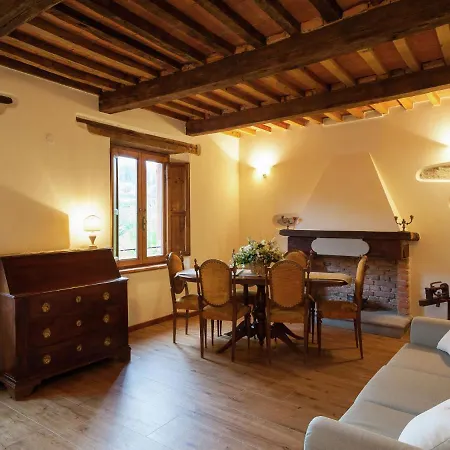 Tuscan Farmhouse In Castiglione Di Garfagnana With Garden Holiday home *