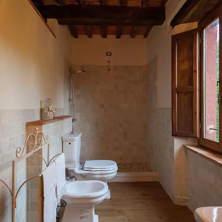 Tuscan Farmhouse In Castiglione Di Garfagnana With Garden Holiday home *