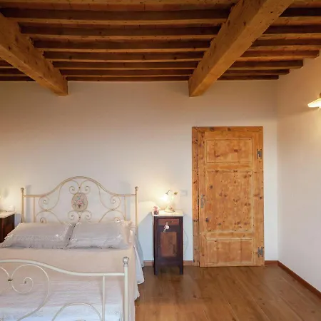 Holiday home Tuscan Farmhouse In Castiglione Di Garfagnana With Garden Castiglione di Garfagnana