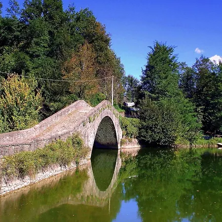 Tuscan Farmhouse In Castiglione Di Garfagnana With Garden Holiday home *